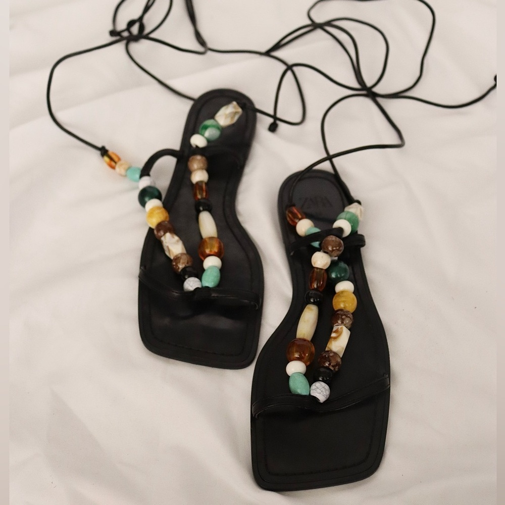 Stone application sandals